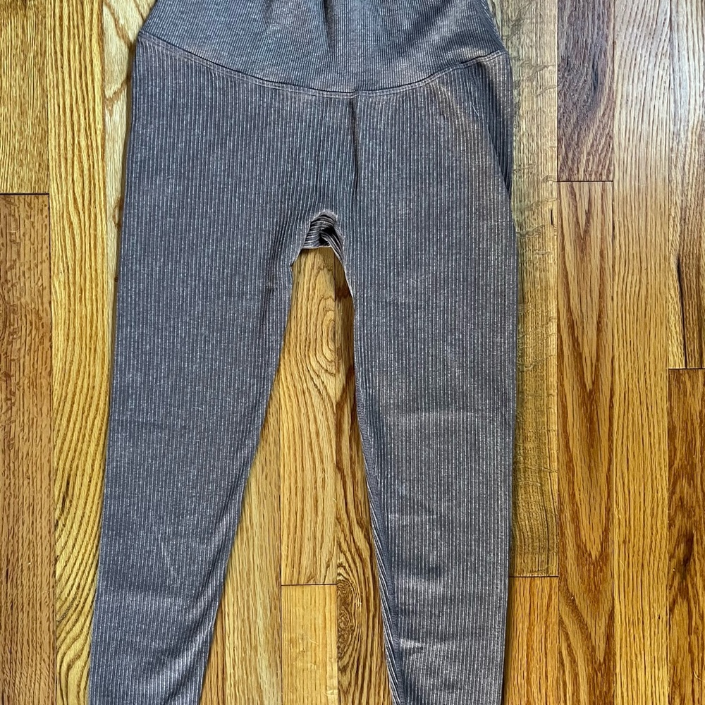 Balance Athletica Women’s Ribbed Mauve Leggings
